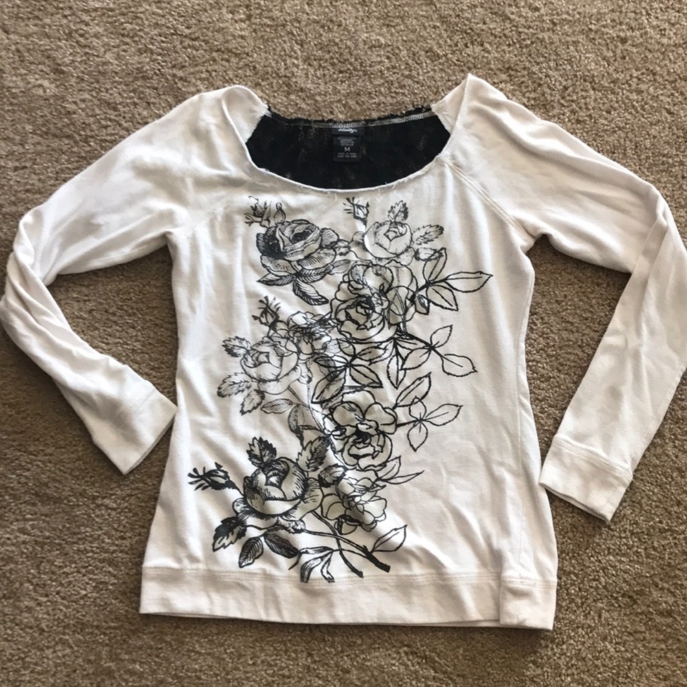 Long sleeve lace floral shirt